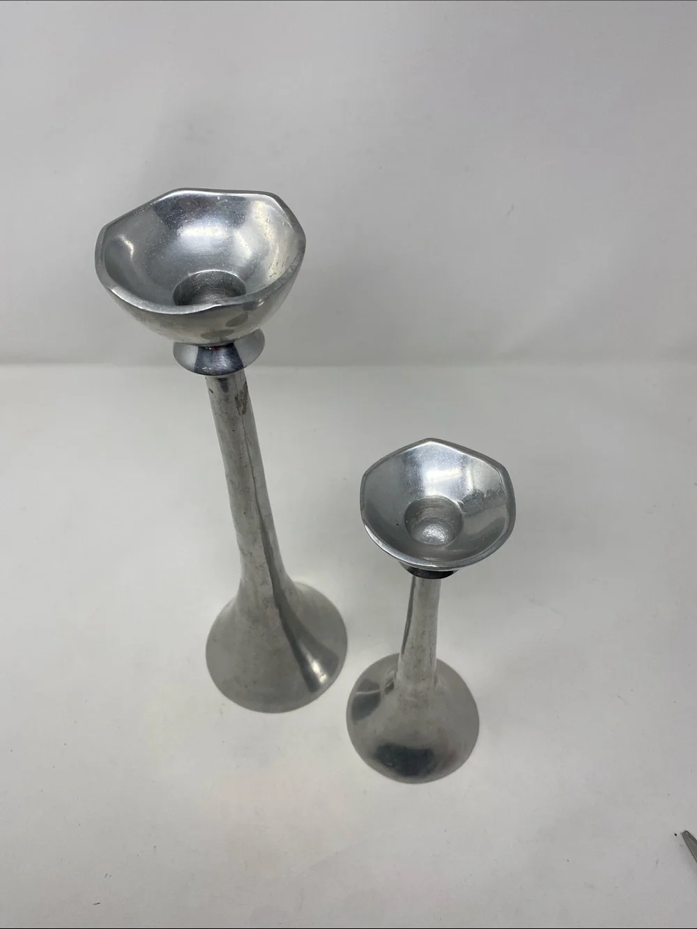 Lunares San Francisco Silver Metal Candle Holders